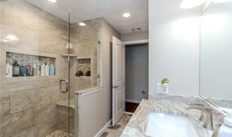 30 Warren Ave, Johnston, RI 02919