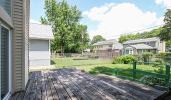 831 S Mitchell Ave, Arlington Heights, IL 60005