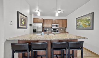 1802 Monroe St 202, Madison, WI 53711