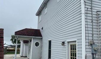 7843 Stark Dr, Algonac, MI 48001