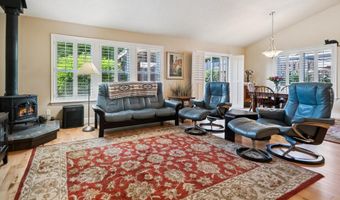 20967 YUKON St, Aurora, OR 97002