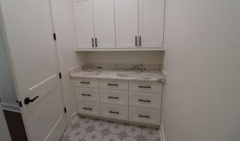 3076 Avilla Manor Trl, Alexander, AR 72002