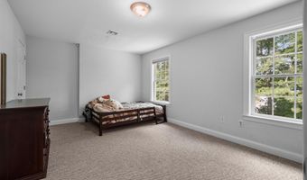 34 Crawley Falls Rd, Brentwood, NH 03833