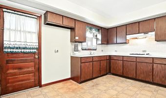 506 E Valley Ln, Arlington Heights, IL 60004