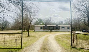 2809 County Road 3110, De Kalb, TX 75559