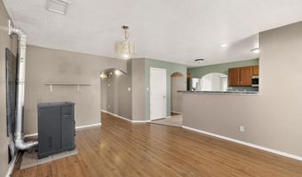 8215 Nerisa Ct SW, Albuquerque, NM 87121