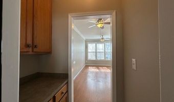 1575 Town Home Dr, Apex, NC 27502