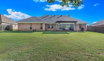 222 Country Club Dr, Benton, LA 71006
