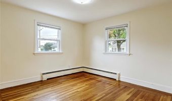 248 Don Ave, East Providence, RI 02916