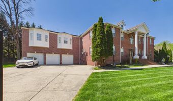7801 RIDGEWOOD Dr, Annandale, VA 22003