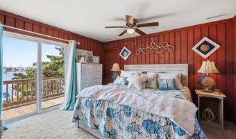 147 Bayview Blvd, Atlantic Beach, NC 28512