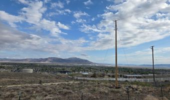 13 Valley View Dr, Fernley, NV 89408