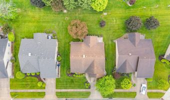 1114 Packard PL Pl, Auburn, IN 46706