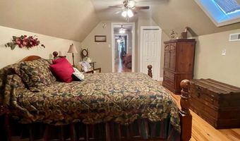 117 Apple Ridge Dr, Beaver, WV 25813