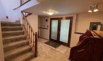 1020 Carriage Ln, Casper, WY 82609