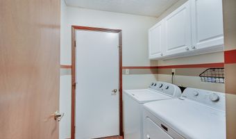 8459 Seattle Slew Ln, Indianapolis, IN 46217