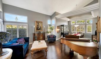 1359 Corte Alveo, Oceanside, CA 92057