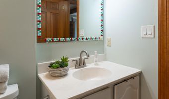 135 Amherst St 30, Amherst, NH 03031