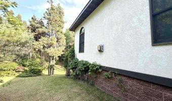 5912 5 Mile Pt Rd, Allouez, MI 49805