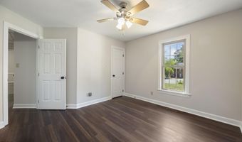 1002 Fair Oaks Ln, Apex, NC 27502