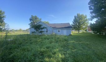 618 W Burbank St, Appleton City, MO 64724