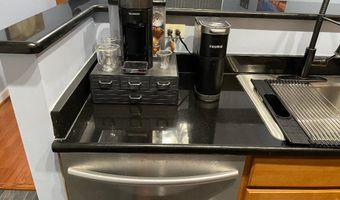 1000 N RANDOLPH St 104, Arlington, VA 22201