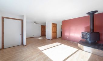 1135 1ST St NE, Bandon, OR 97411