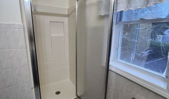 51 South St, Danbury, CT 06810