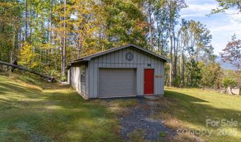 400 Three Dog Mountain Rd, Bakersville, NC 28705