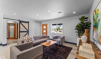 17660 Martha St, Encino, CA 91316