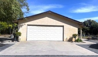 754 Rainbow Hills Rd, Fallbrook, CA 92028