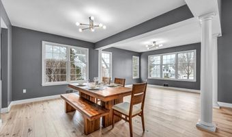 2 Tavistock 2, Cromwell, CT 06416