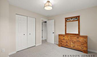 9095 76th St SE, Alto, MI 49302
