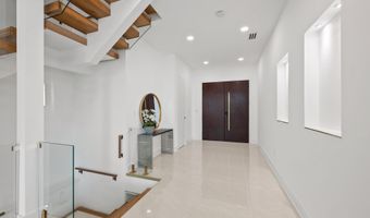 2321 N RICHMOND St, Arlington, VA 22207