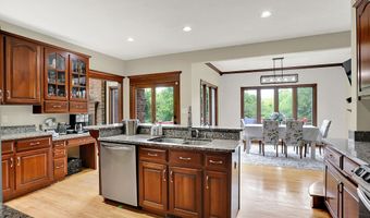 3592 W Smokey Row Rd, Bargersville, IN 46106