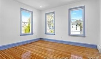 1373 Iranistan Ave, Bridgeport, CT 06605