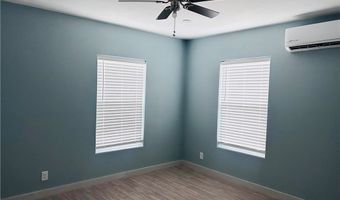 516 E 6th St A, Alice, TX 78332