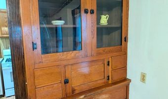 902 W 10th St, Atlantic, IA 50022