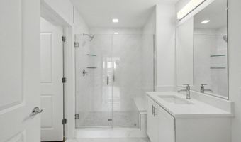 701 N HENRY St 502, Alexandria, VA 22314