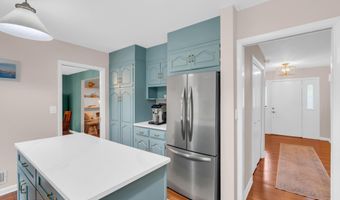 118 E Highland Ave, Atlantic Highlands, NJ 07716