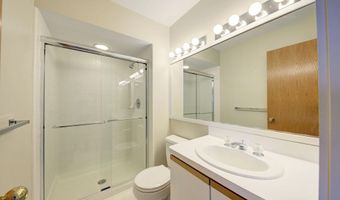 3682 Tanglewood Ct, Ann Arbor, MI 48105