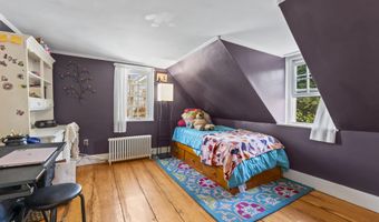 141 Centre St, Bath, ME 04530