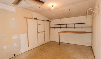 304 U St, Beaver City, NE 68926