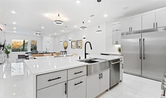 1145 NE Monroe St, Bentonville, AR 72712