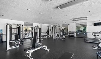 5911 EDSALL Rd 608, Alexandria, VA 22304