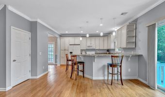 525 Barnegat Blvd, Beachwood, NJ 08722