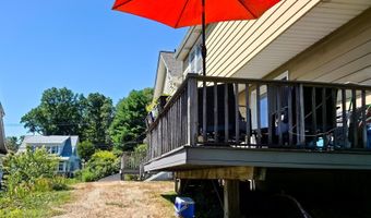 85 Ivy St, Branford, CT 06405