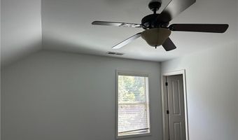 7420 Flintlock Way, Alpharetta, GA 30005