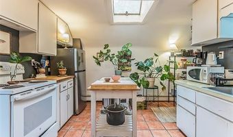 803 Jones Dr, Ann Arbor, MI 48105