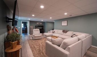 9199 50th St NW, Annandale, MN 55302